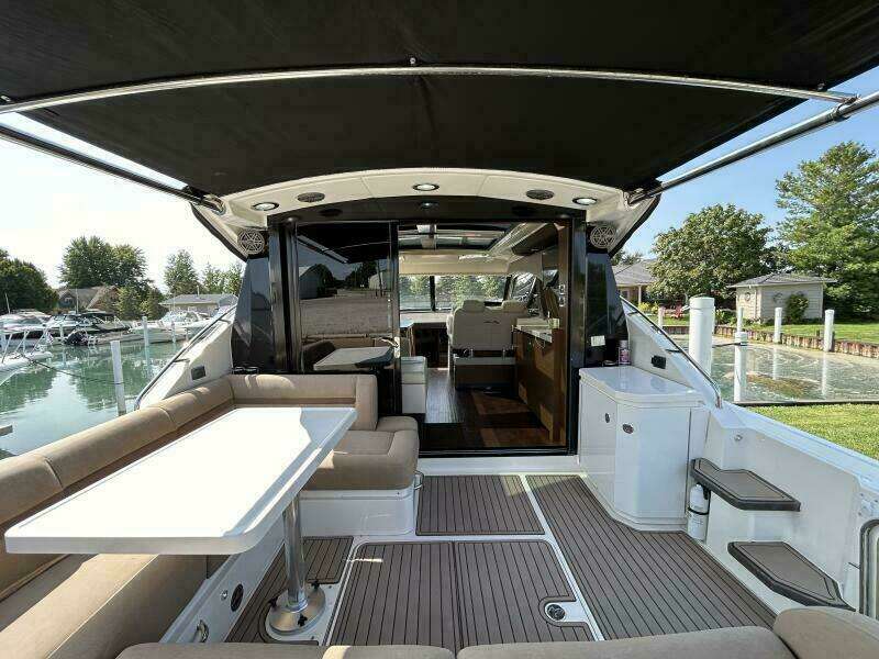 51ft Sea Ray Yacht For Sale