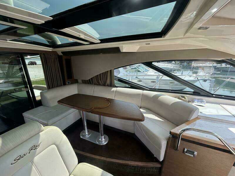 51ft Sea Ray Yacht For Sale