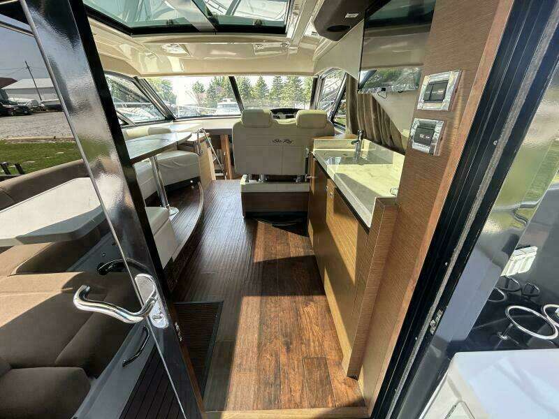 51ft Sea Ray Yacht For Sale