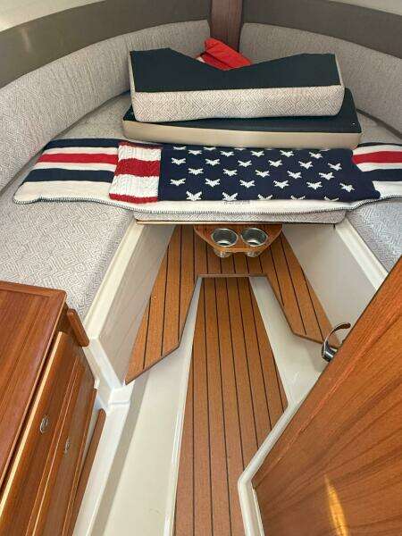 ANIMA GEMELLA 27ft Ranger Tugs Yacht For Sale
