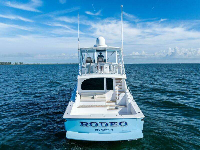 2025 Viking 58 Convertible 