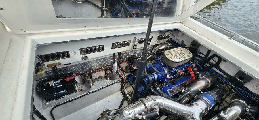 Triple 575 s 46ft Black Thunder Yacht For Sale