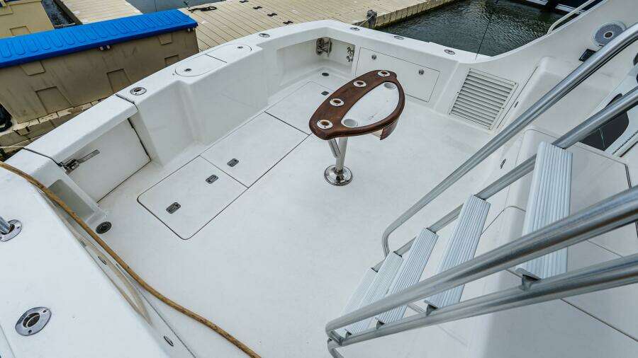 Peeling Drag 42ft Egg Harbor Yacht For Sale