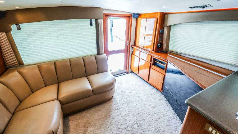 Peeling Drag 42ft Egg Harbor Yacht For Sale
