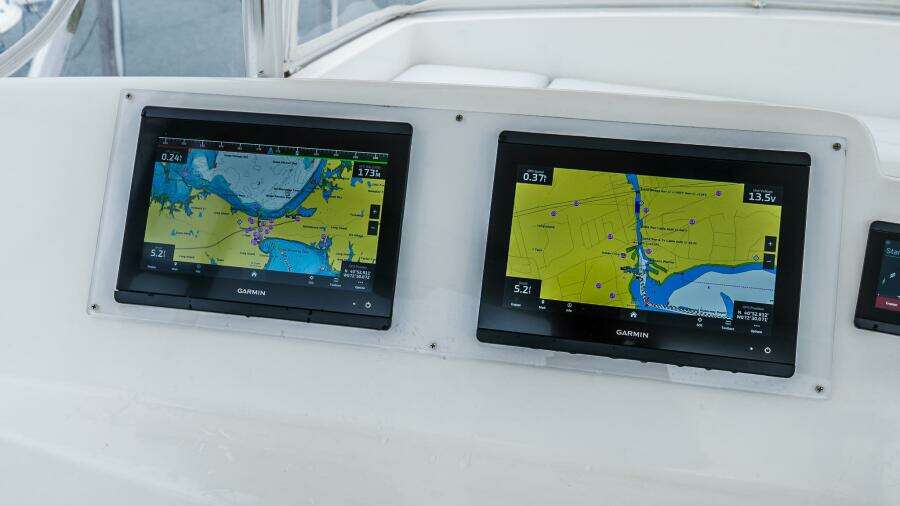 Peeling Drag 42ft Egg Harbor Yacht For Sale