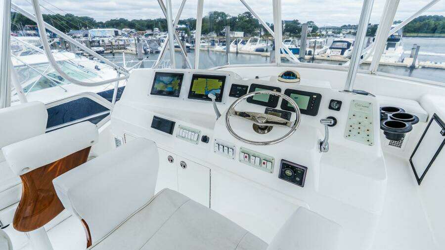 Peeling Drag 42ft Egg Harbor Yacht For Sale