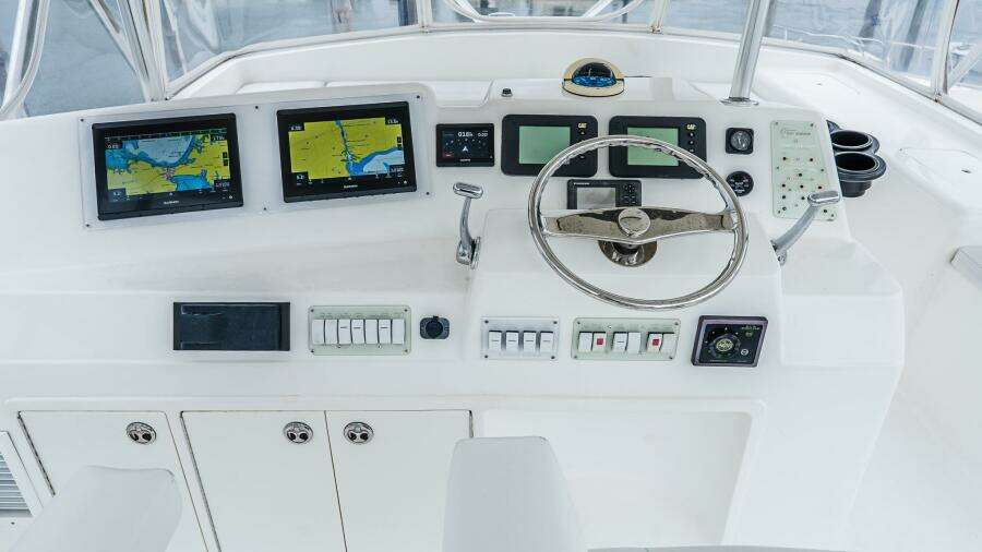 Peeling Drag 42ft Egg Harbor Yacht For Sale