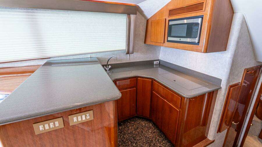 Peeling Drag 42ft Egg Harbor Yacht For Sale