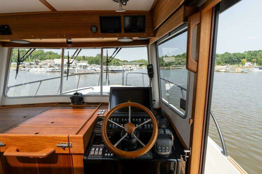 Stock 5 32ft Targa Yacht For Sale