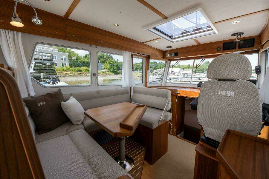 Stock 5 32ft Targa Yacht For Sale