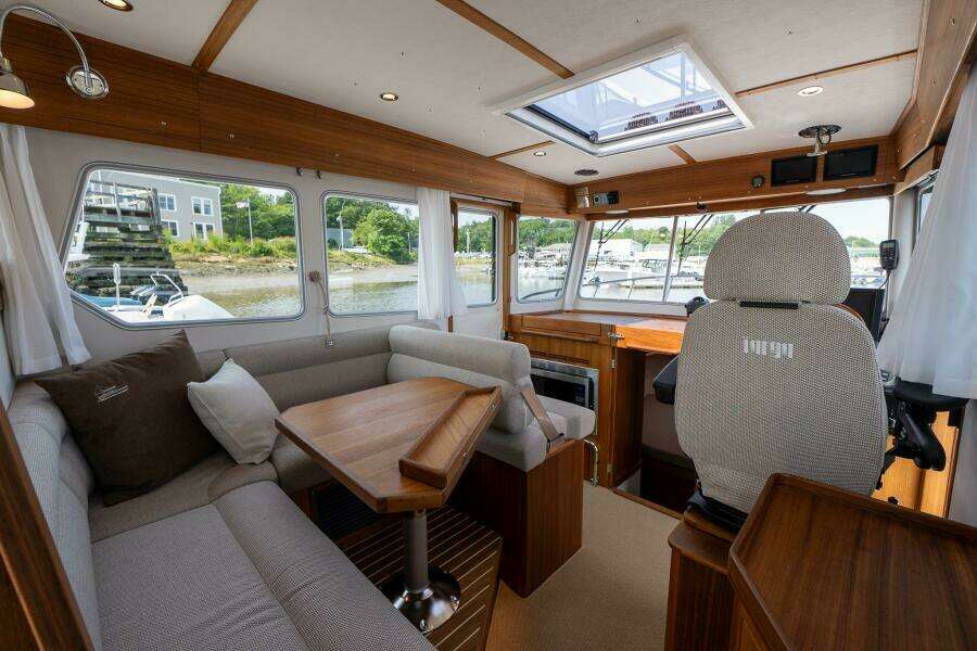 Stock 5 32ft Targa Yacht For Sale