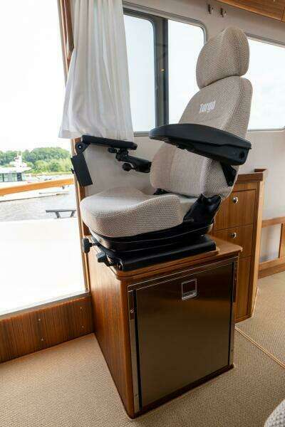 Stock 5 32ft Targa Yacht For Sale