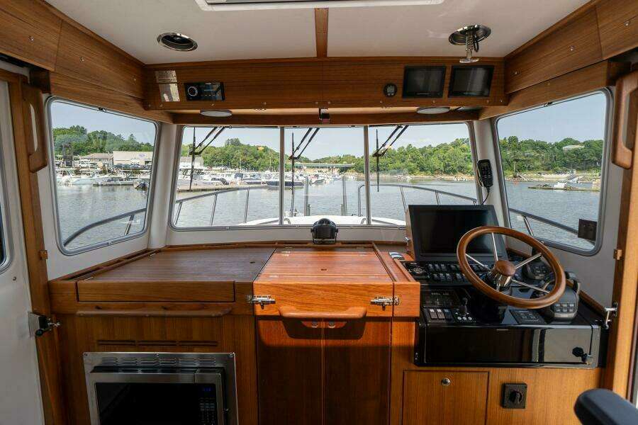Stock 5 32ft Targa Yacht For Sale