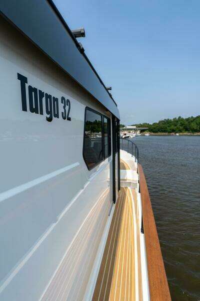 Stock 5 32ft Targa Yacht For Sale