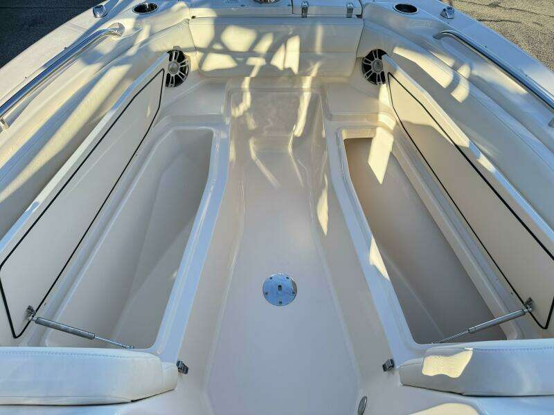 25ft Grady White Yacht For Sale