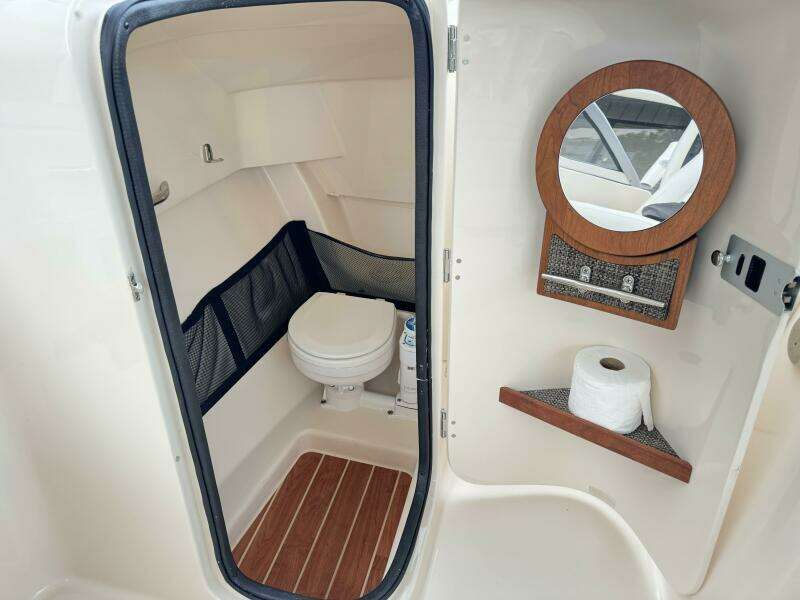 25ft Grady White Yacht For Sale