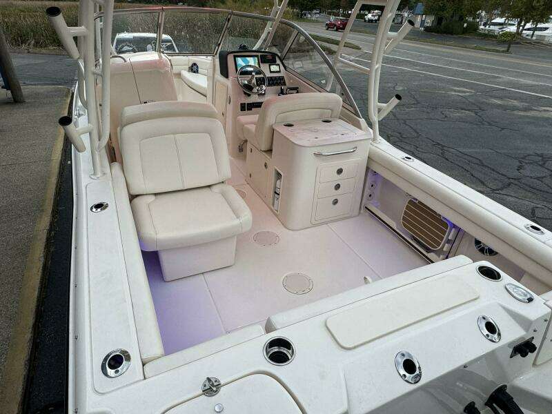 25ft Grady White Yacht For Sale