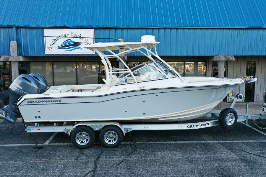 25ft Grady White Yacht For Sale