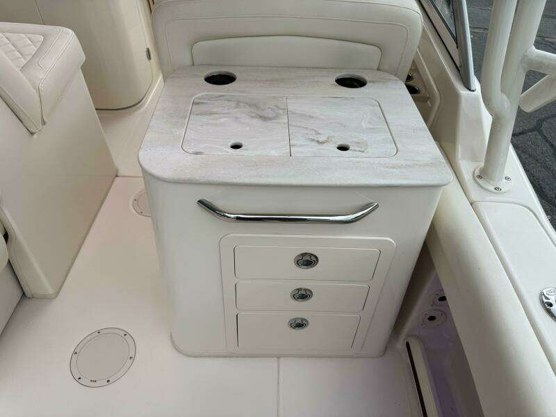25ft Grady White Yacht For Sale