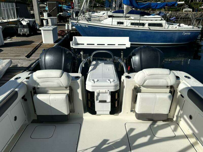 29ft World Cat Yacht For Sale