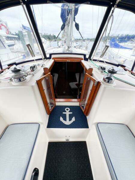 DELICIA 40ft Island Packet Yacht For Sale
