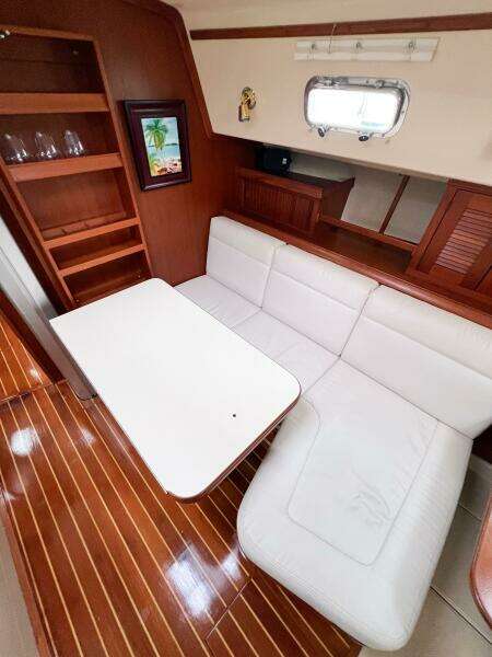 DELICIA 40ft Island Packet Yacht For Sale