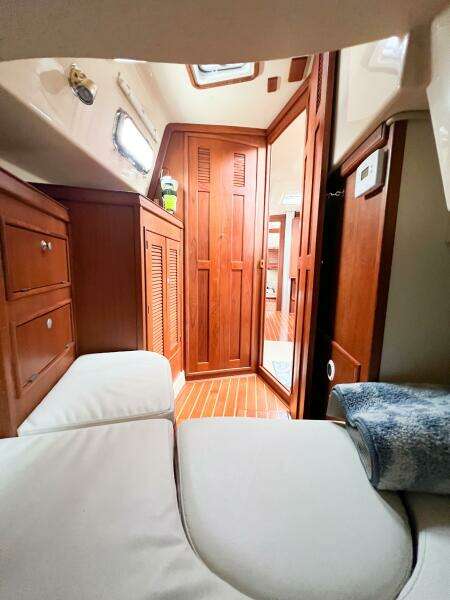DELICIA 40ft Island Packet Yacht For Sale