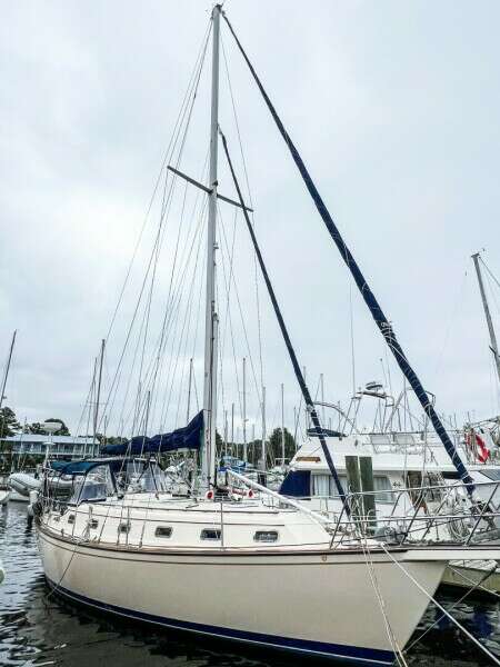 DELICIA 40ft Island Packet Yacht For Sale
