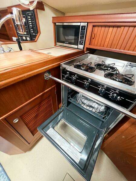 DELICIA 40ft Island Packet Yacht For Sale