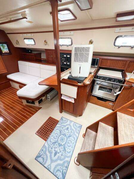 DELICIA 40ft Island Packet Yacht For Sale