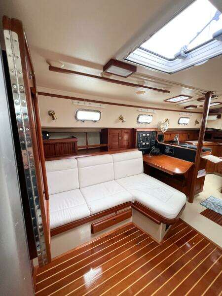 DELICIA 40ft Island Packet Yacht For Sale
