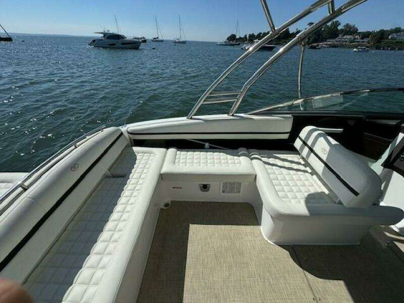 27ft Cobalt Yacht For Sale