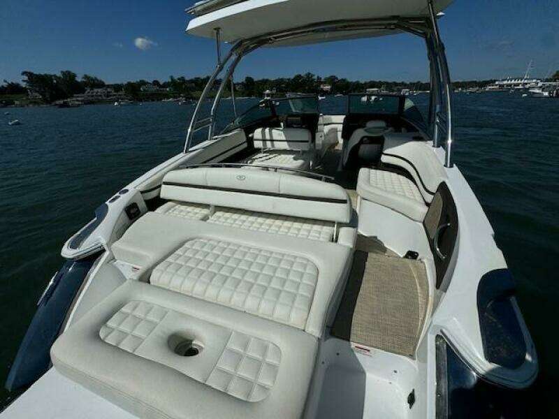 27ft Cobalt Yacht For Sale