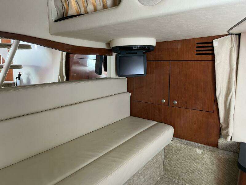 Loaded Miles 34ft Sea Ray Yacht For Sale