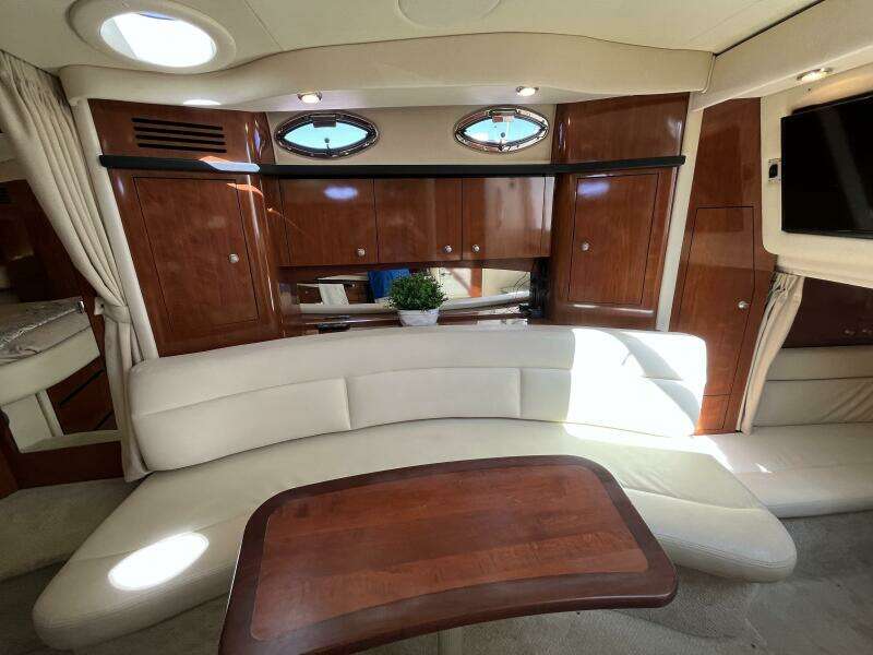 Loaded Miles 34ft Sea Ray Yacht For Sale