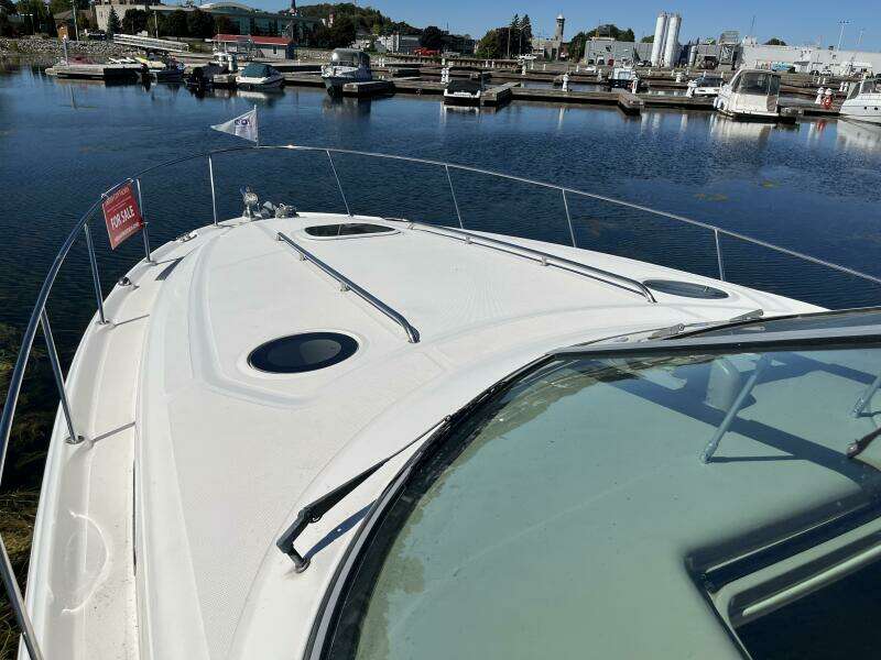 Loaded Miles 34ft Sea Ray Yacht For Sale