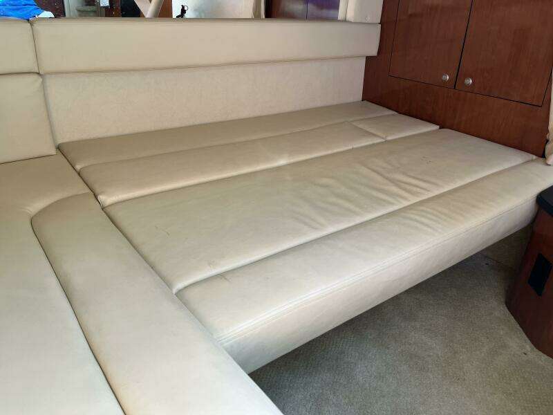 Loaded Miles 34ft Sea Ray Yacht For Sale