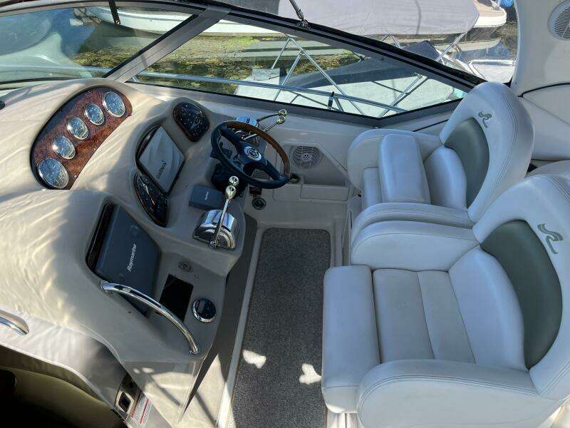 Loaded Miles 34ft Sea Ray Yacht For Sale