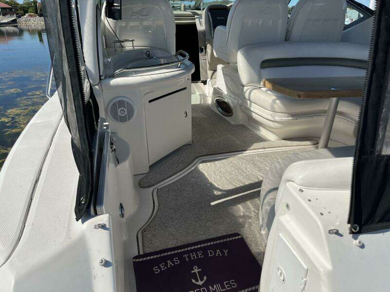 Loaded Miles 34ft Sea Ray Yacht For Sale