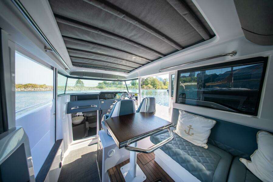 37ft Axopar Yacht For Sale