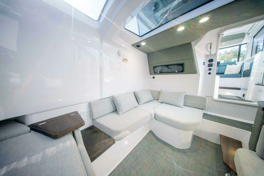 37ft Axopar Yacht For Sale