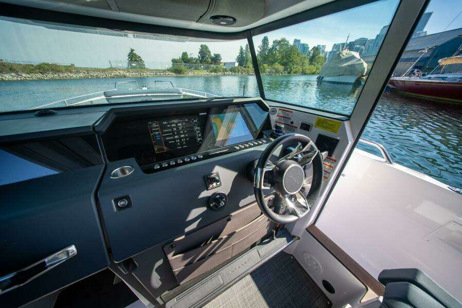 37ft Axopar Yacht For Sale