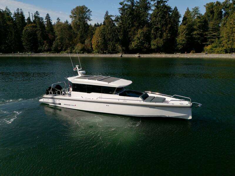 37ft Axopar Yacht For Sale