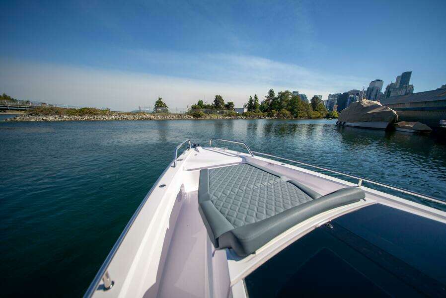 37ft Axopar Yacht For Sale