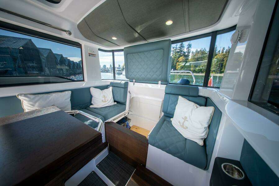 37ft Axopar Yacht For Sale