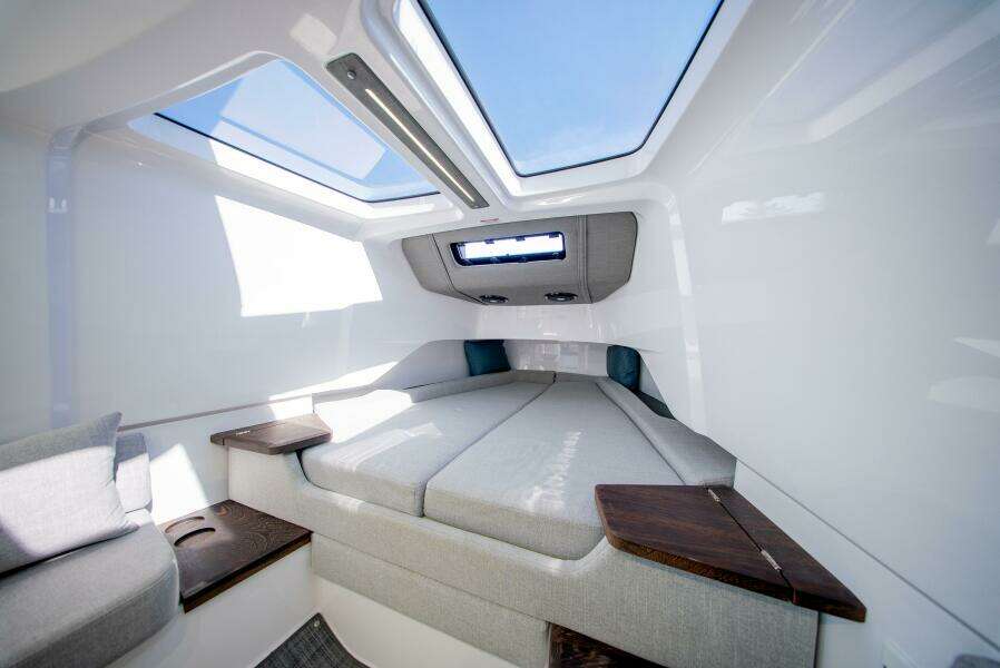 37ft Axopar Yacht For Sale
