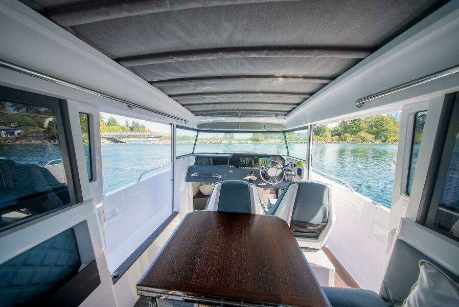 37ft Axopar Yacht For Sale