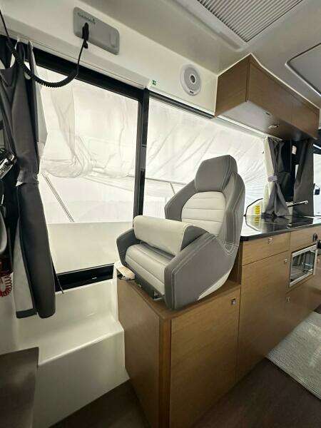 34ft Jeanneau Yacht For Sale