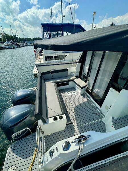 34ft Jeanneau Yacht For Sale