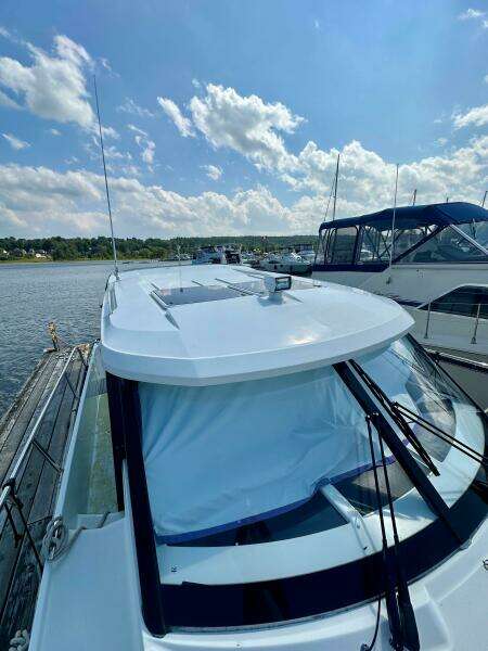 34ft Jeanneau Yacht For Sale